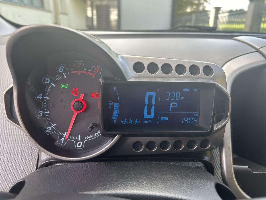 Chevrolet Aveo 1.4 benzyna AUTOMAT, klima, bdb stan, zamiana