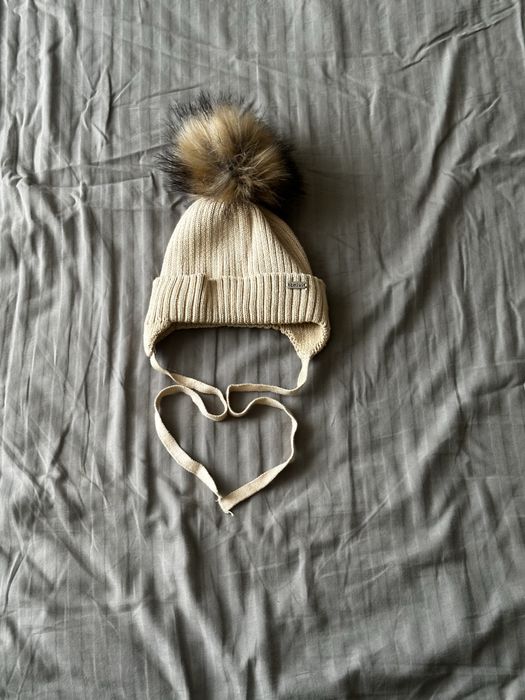 Дві шапочки