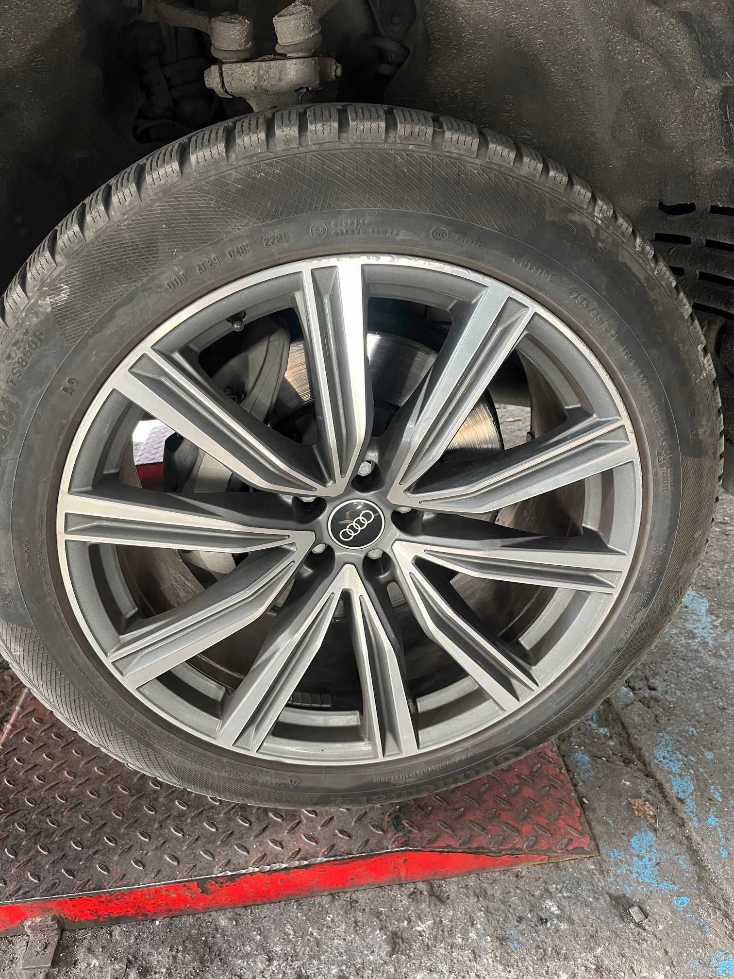 Oryginalna FELGA Audi Q8 S-line 4M8 21 cali 5x112, q7