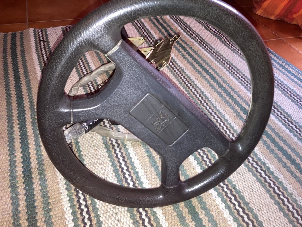 Volante e jantes peugeot 309/205