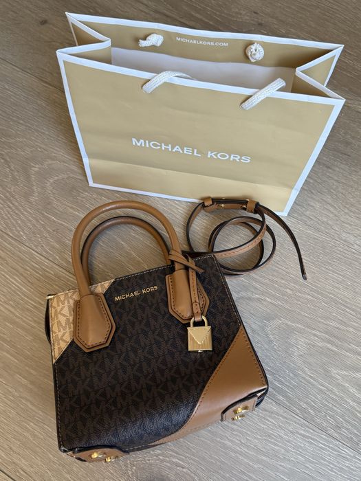 Жіноча оригінальна сумка Michael Kors