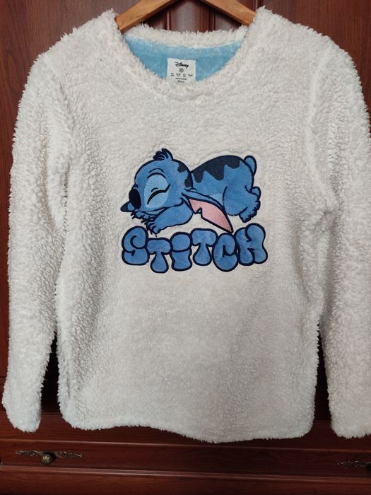 Кофта Тедди Стич,яркие и теплые.