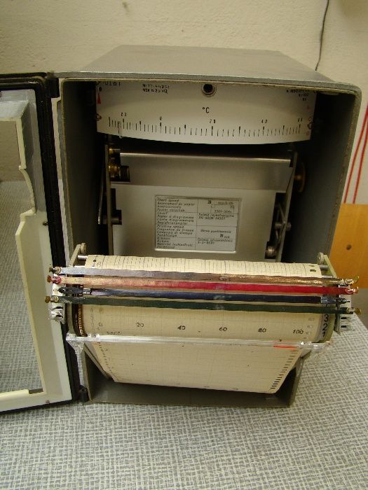 stary rejestrator temperatury prl