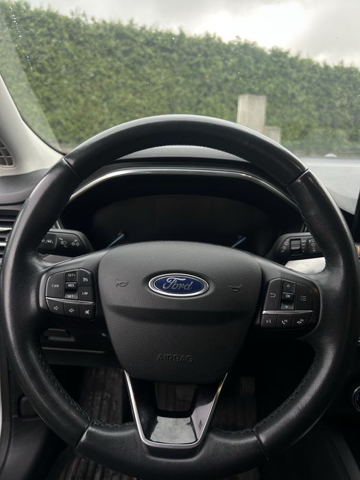 Ford Focus Mk4 wersja Titanium