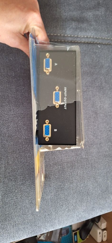 Switch do monitora