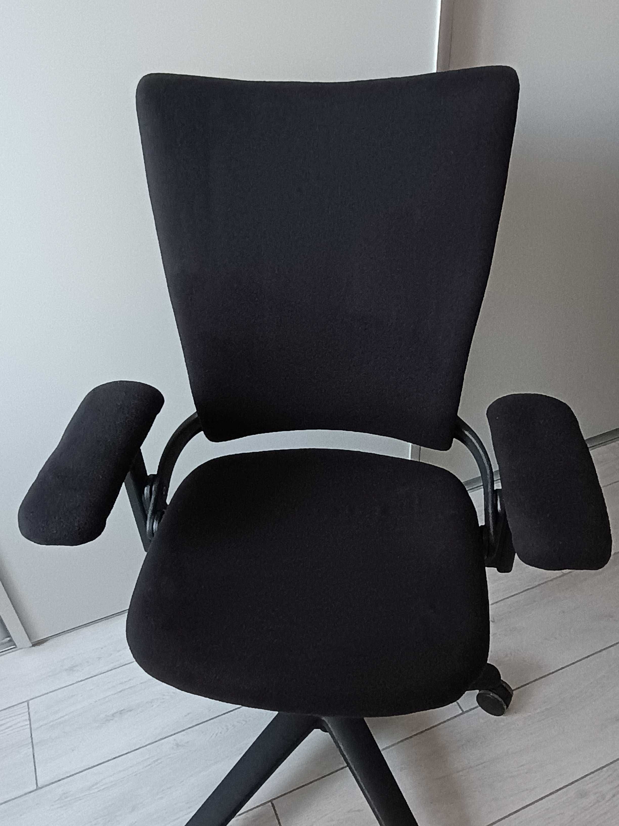 Fotel krzesło obrotowy biurowy Allsteel Sum