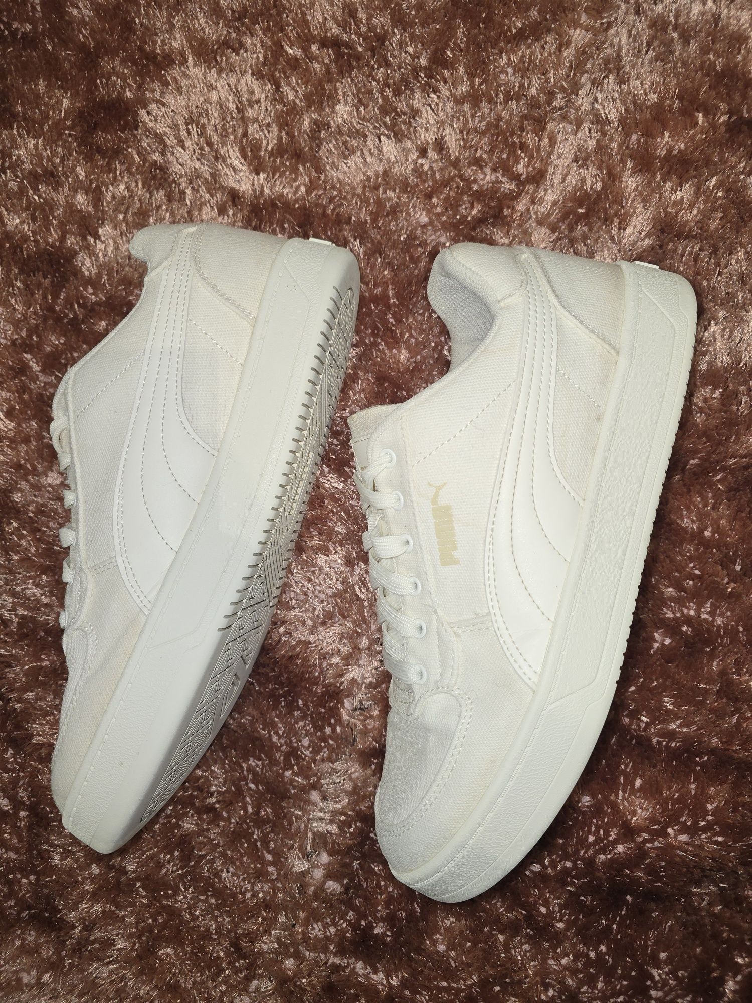 Sapatilhas Puma Caven 2.0 em tecido