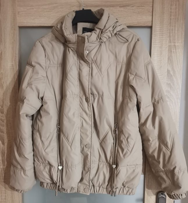 Pikowana kurtka z odpinanym kapturem Miss Titi beżowa