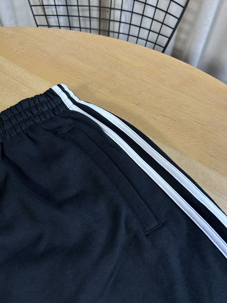 Balenciaga x Adidas Black Shorts оригинал шорты баленсиага
