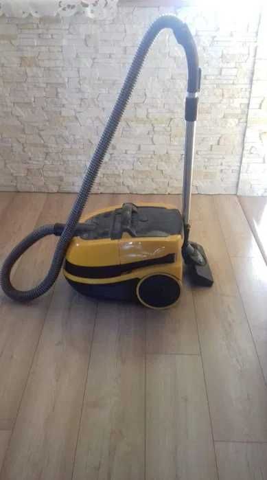 Odkurzacz wielofunkcyjny Zelmer Aquawelt Plus ZVC762ZT (VC7920.0ZT)