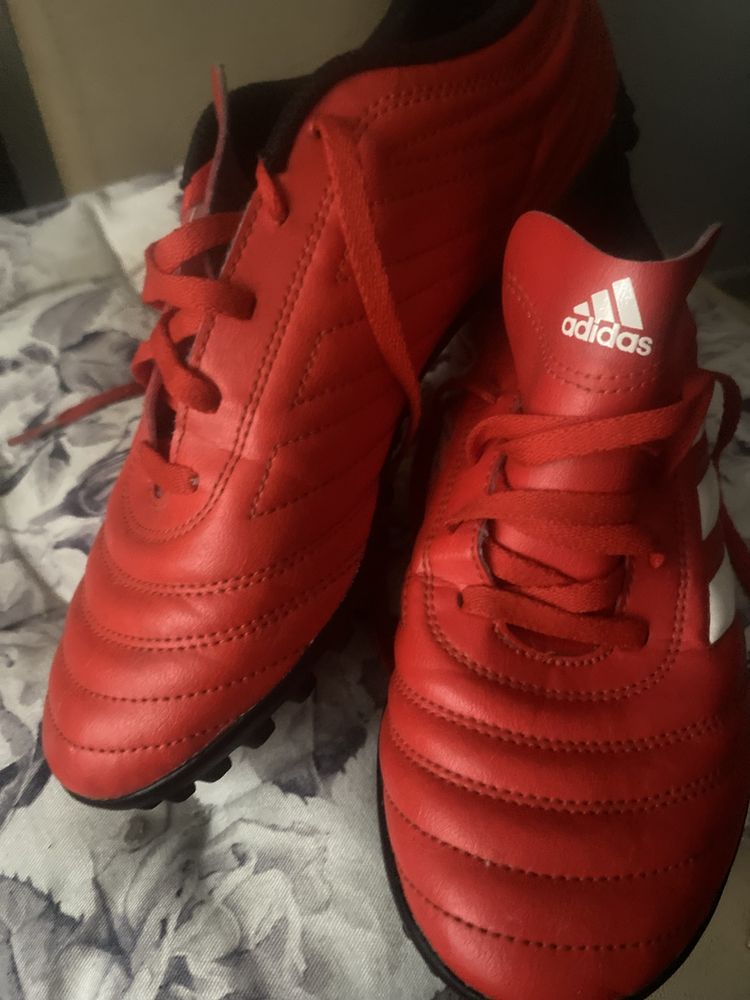 Buty piłkarskie Adidas