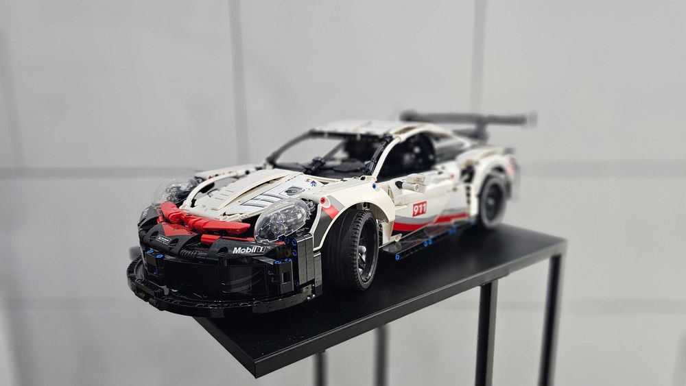 Oryginalny zestaw LEGO® Technic, Porsche 911 RSR, 42096, idealny