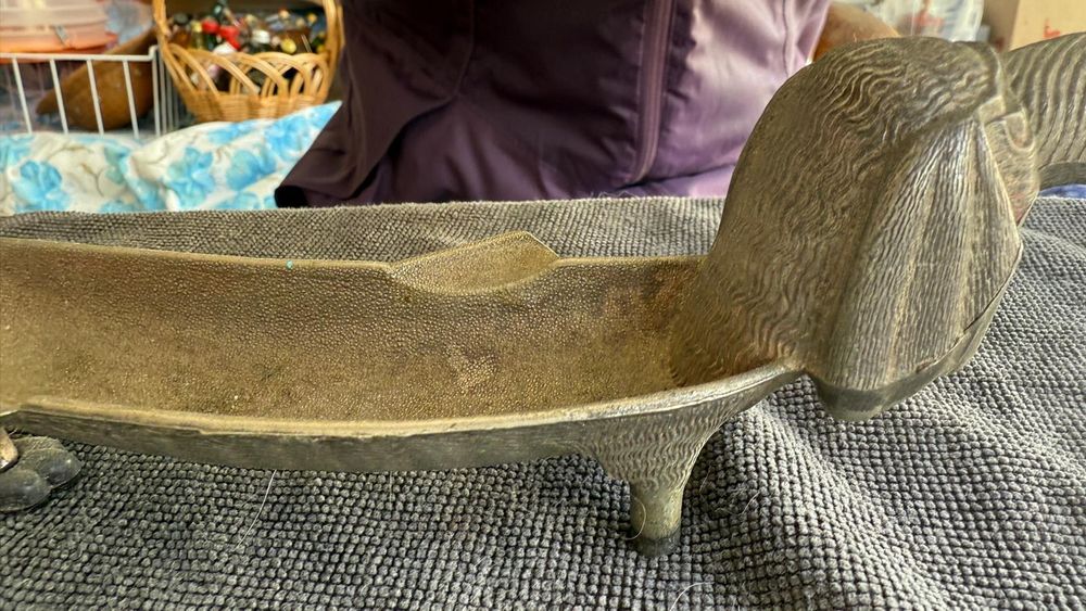 Cinzeiro decorativo em ferro