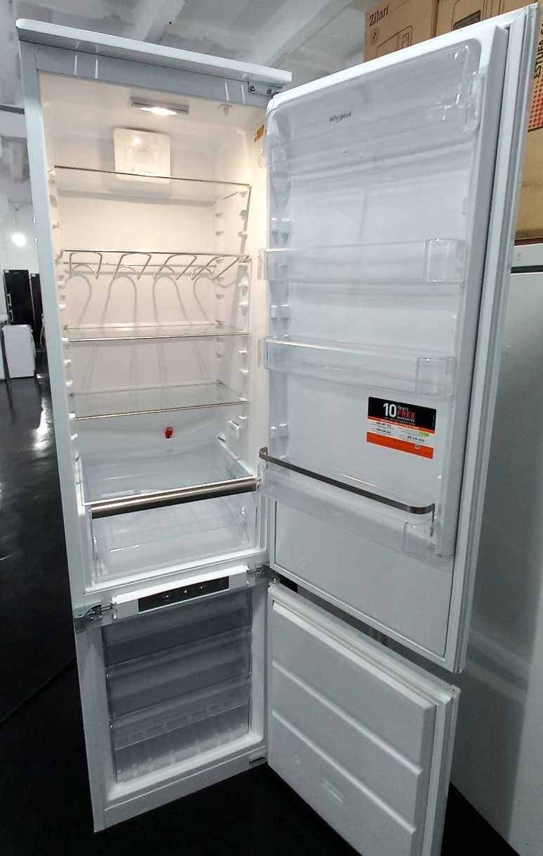 Холодильник вбудований Високий двокамерний вбудований холодильник