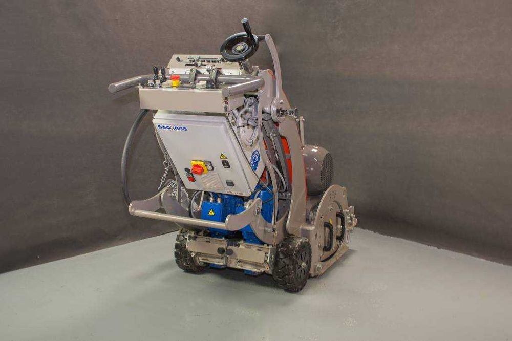 Frezarka do betonu z napędem Blastrac-Husqvarna