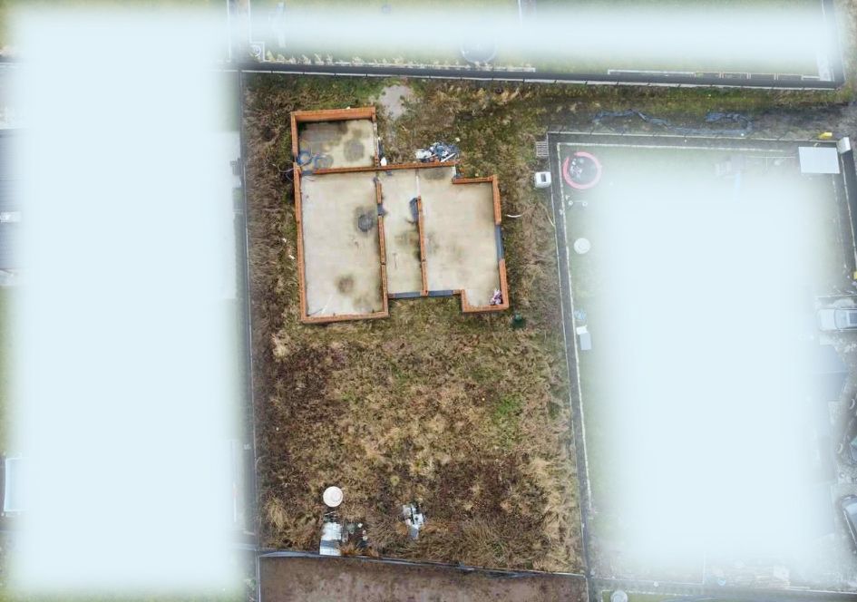 działka budowlana 10,6a z rozpoczętą budową domu – Jezioro Nyskie
