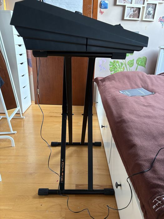 Keyboard YAMAHA E433