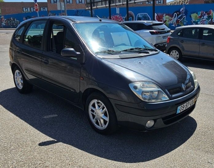 Renault Megane Scenic 1.4 16v ANO 2003