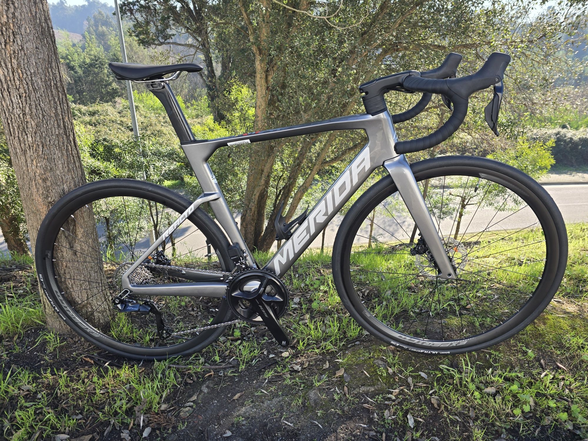 Merida reacto nova com 105 di2 eletrico