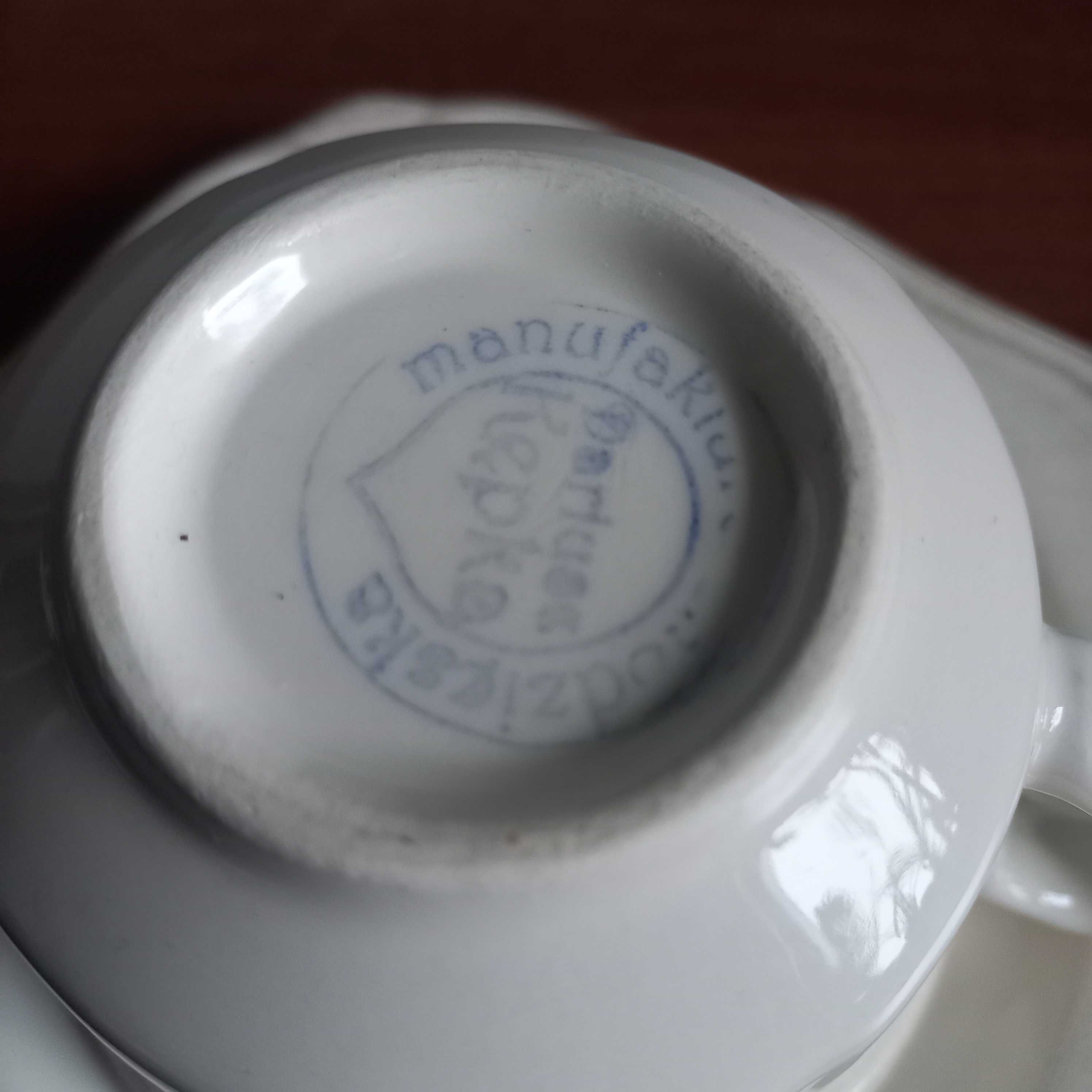 Filiżanka porcelana manufaktura Chodzież ecru