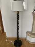 Lampa stojaca czarna