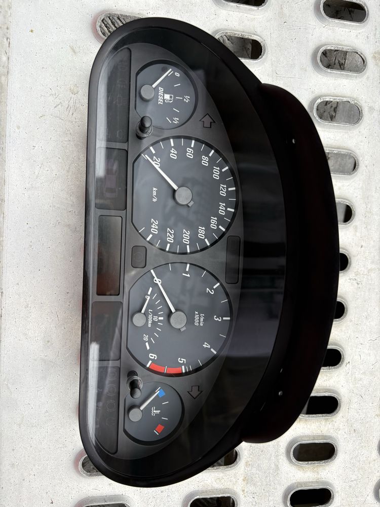 Licznik zegary bmw e46 330cd 3.0d europa coupe