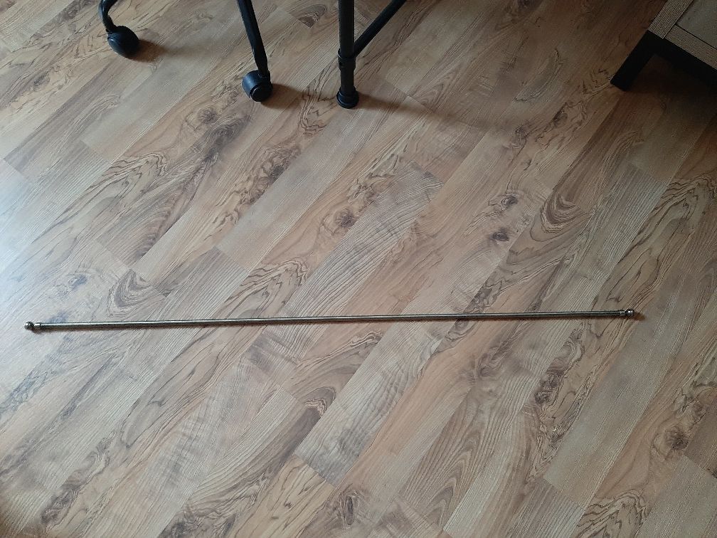 Piekny karnisz na gobelin kilim 118cm dlugosci