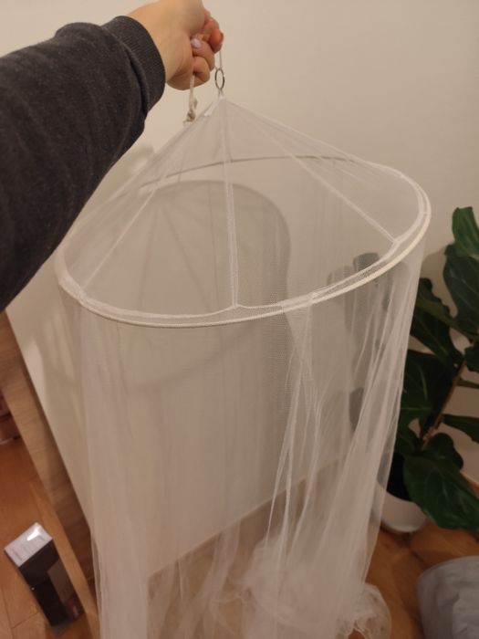 Baldachim nad łóżko, moskitiera biała