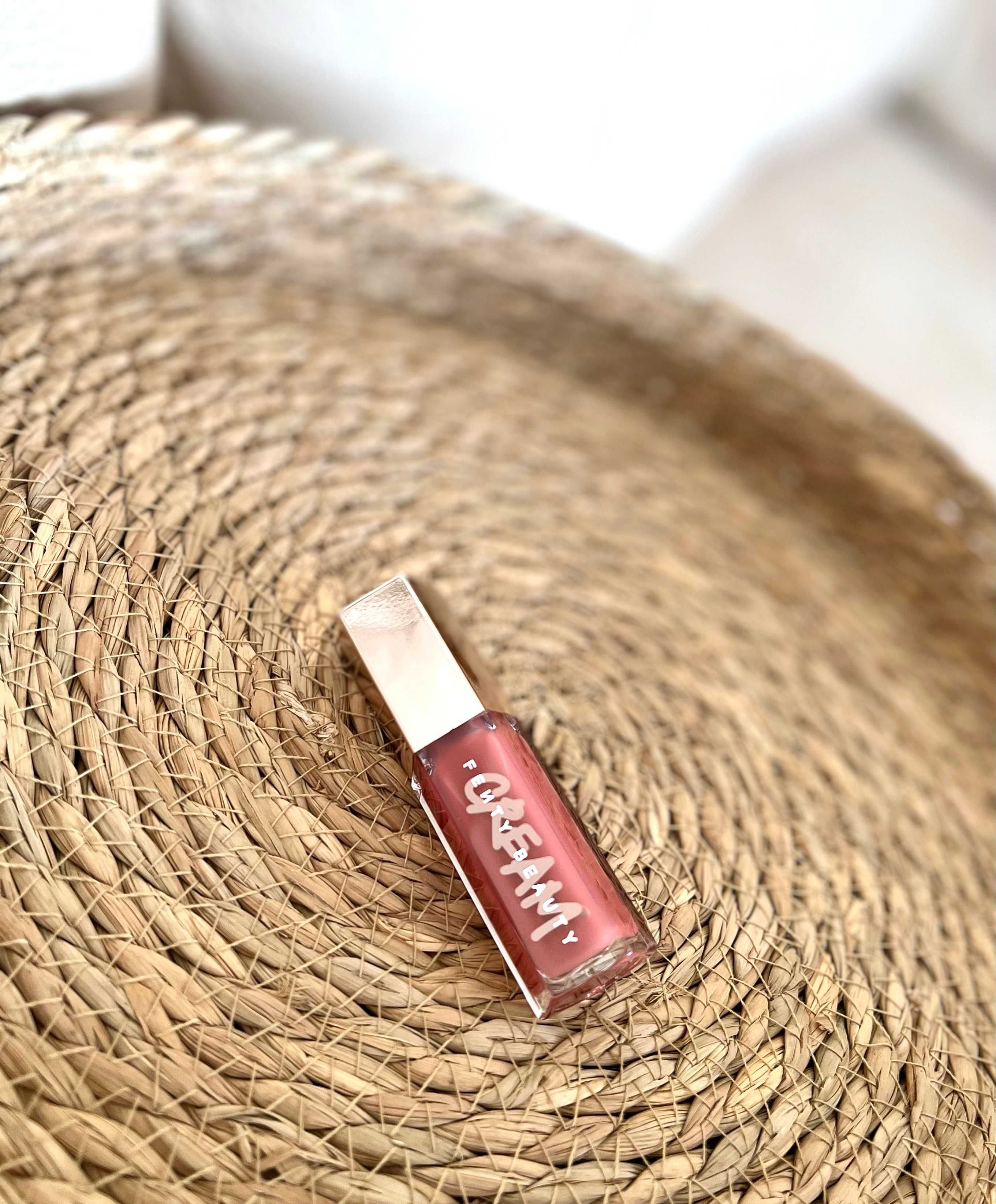 Блиск для губ Fenty Beauty Gloss Bomb Cream Color Drip Lip Cream