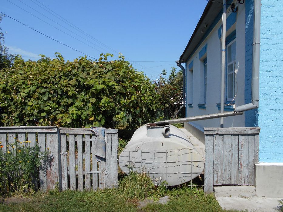 Добротный дом в селе Иржавец (Ичнянский район,Черниговская область).