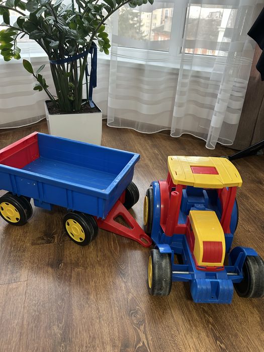 Іграшковий трактор Wader