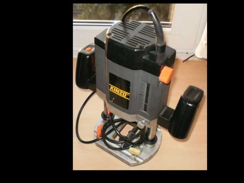 Frezarka górnowrzecionowa KINZO 25C46 MOCNA 1800 W + 12 frezów