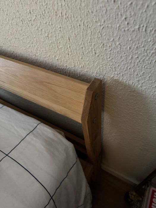 NEIDEN
Estrutura de cama, pinho + estrado 140x200 cm IKEA