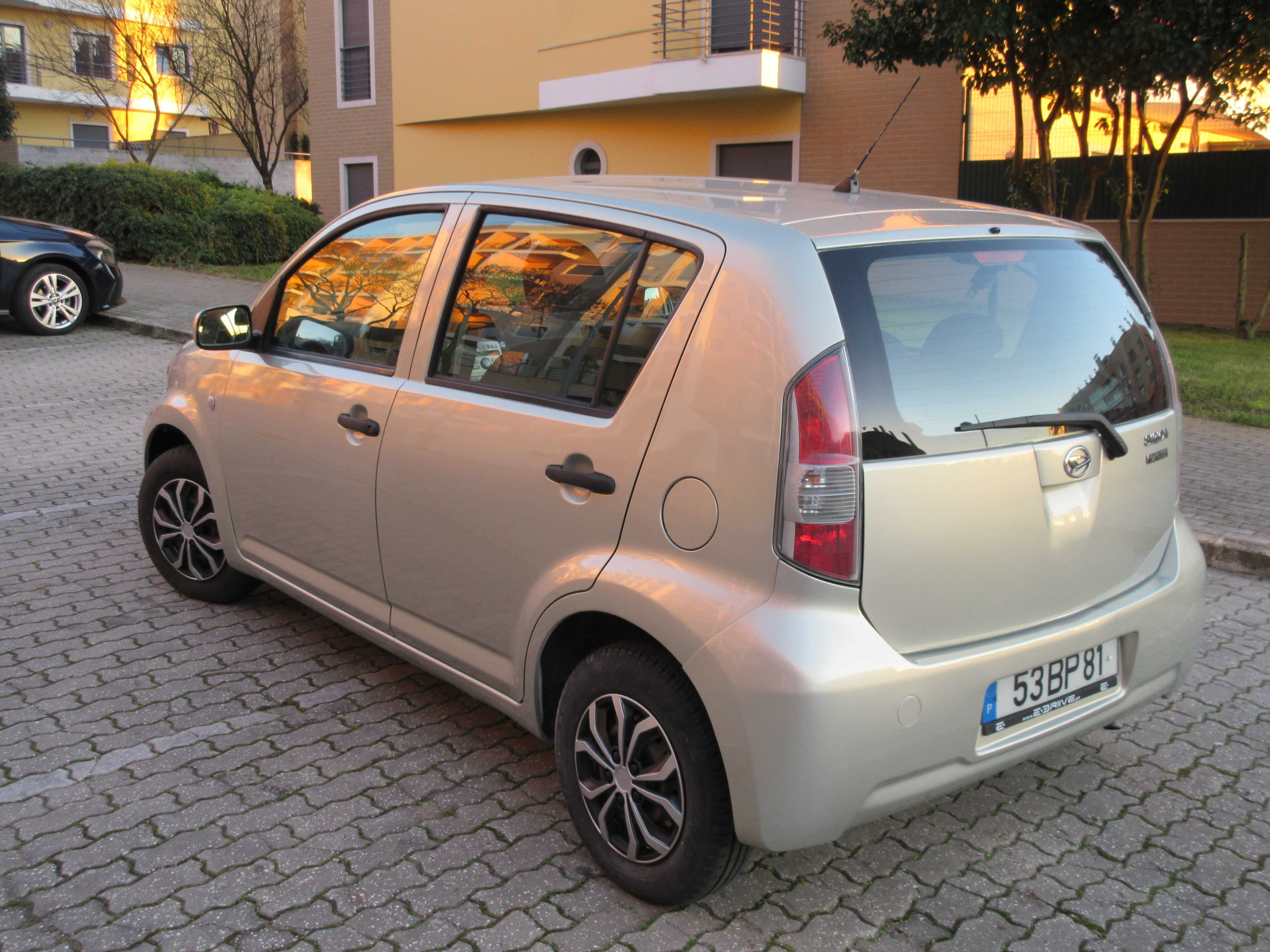 Daihatsu Sirion 1.0i 12V, Look AC, garantia de 18 Meses