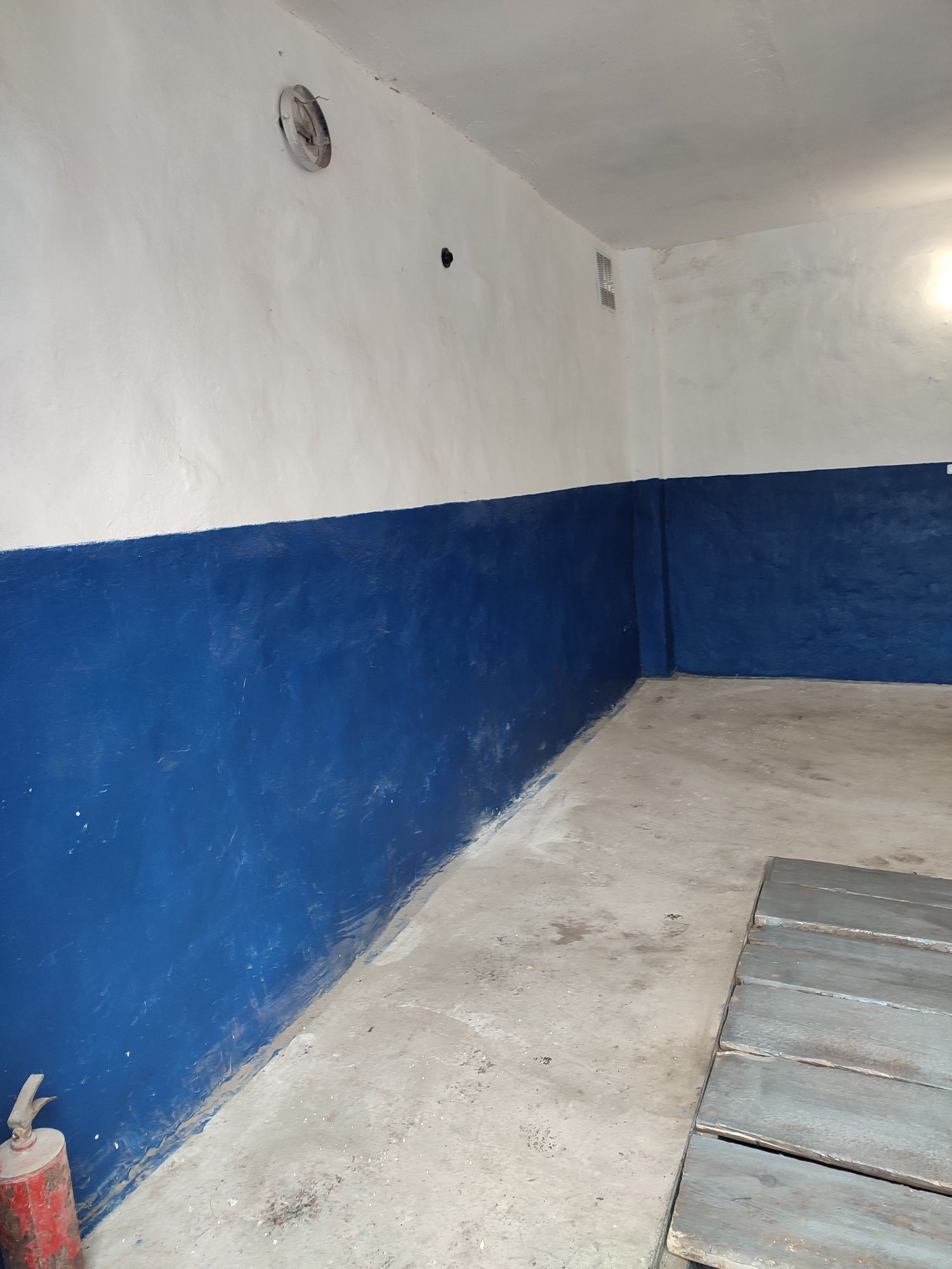 ПродаюБольшой гараж Лада в Октябрьск.под сто грузовик или автобус