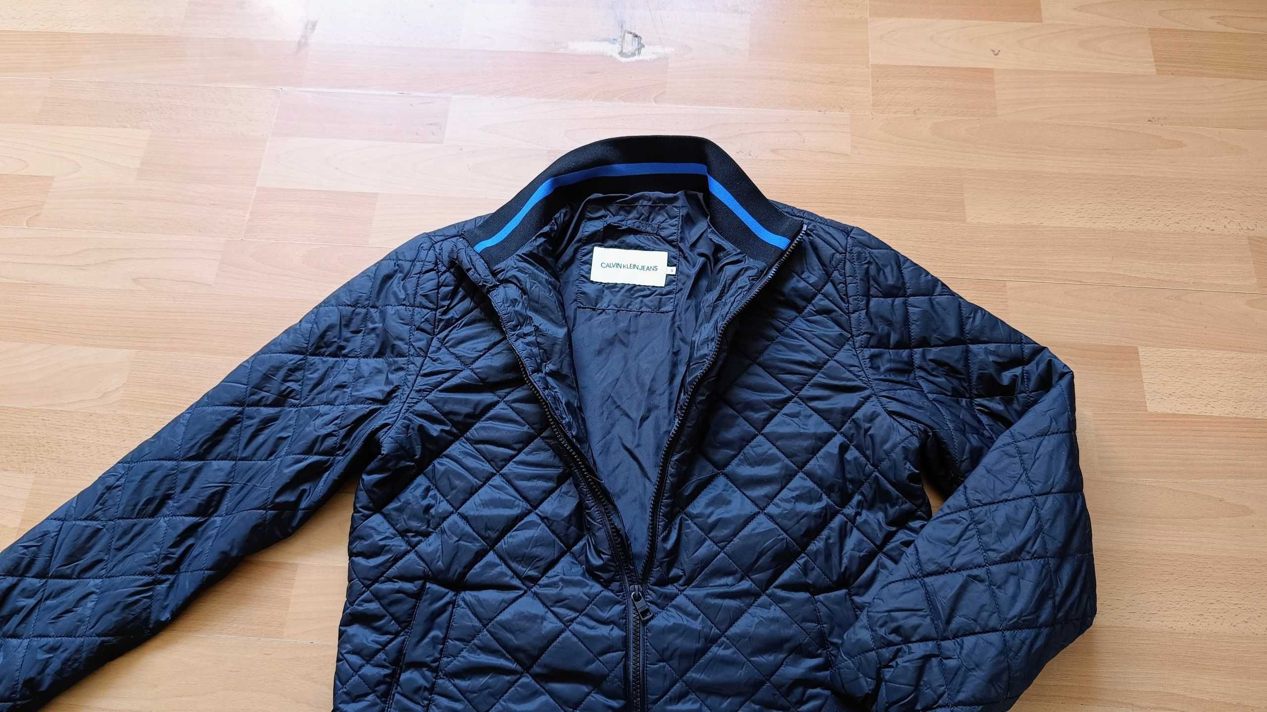 Męska kurtka przejściowa CALVIN KLEIN JEANS r.S pikowana stan b.dobry