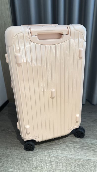 Walizka Rimowa essential trunk gloss ballerina pink jak nowa