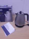 Чайник DeLonghi KBIN 2001 TB Distinta Titanium