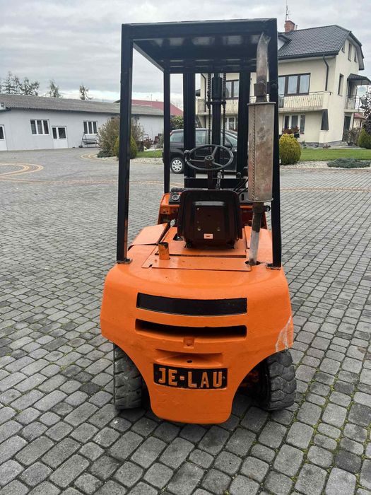 Wózek widłowy Jelau