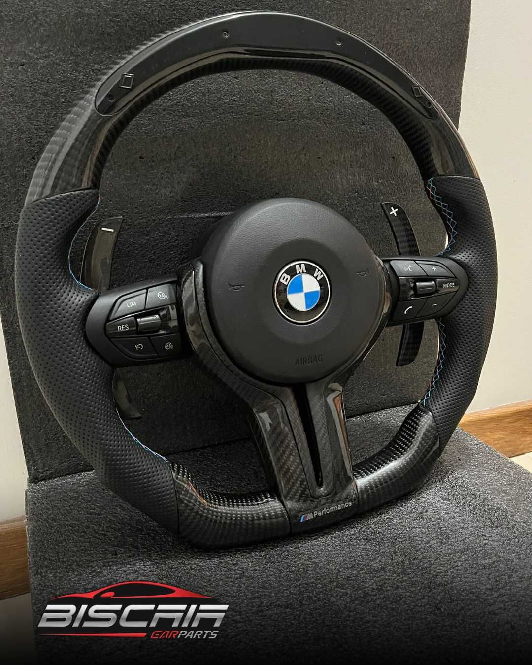 Volante BMW Full Carbono LED  SERIE 1 2 3 4 5 6 7 X1 GT E90