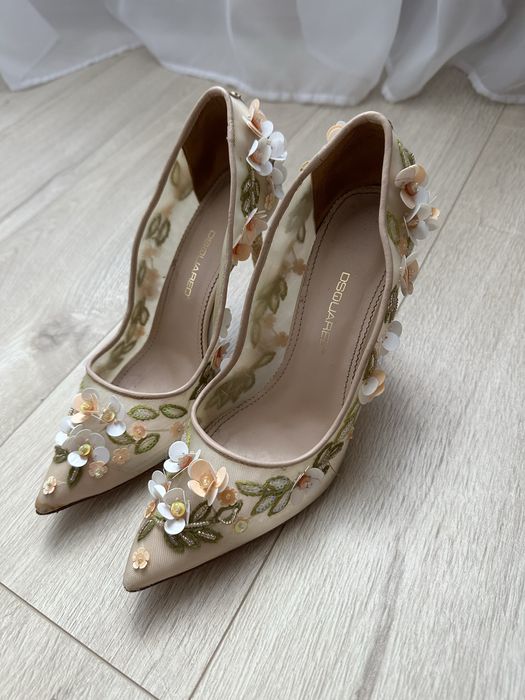 Дуже красиві весільні туфлі