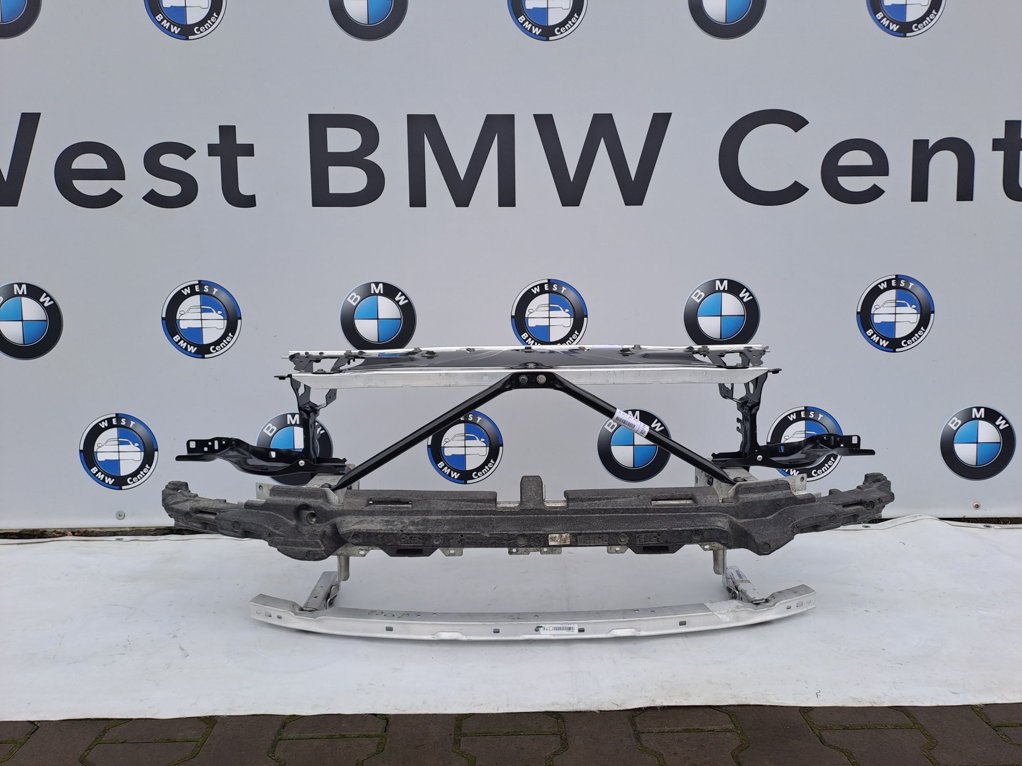 Установочна панель bmw g30 g31
