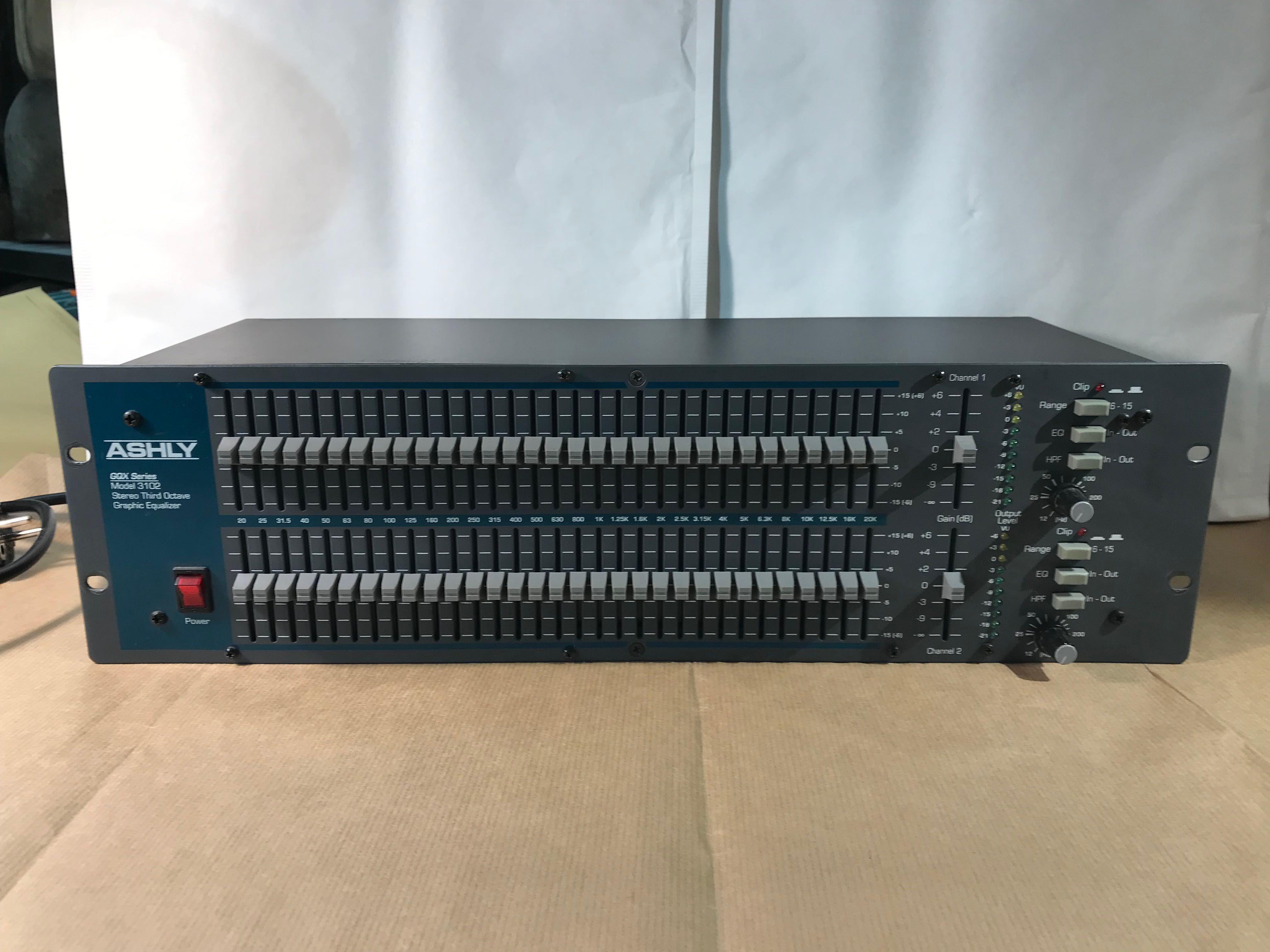 Equalizer stereo Ashly GQX 3102