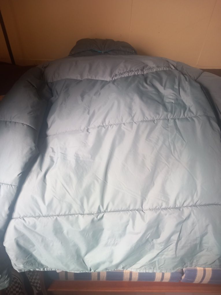 Roupa Blusão de penas