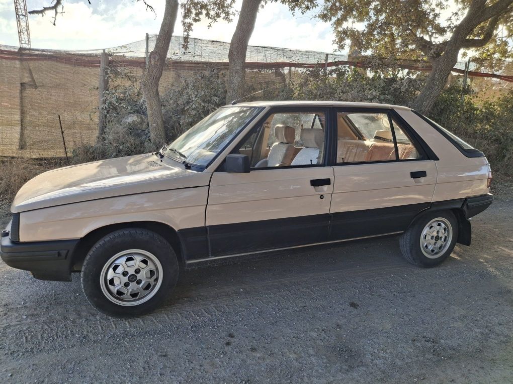Renault 11 TSE Clássico Vintage