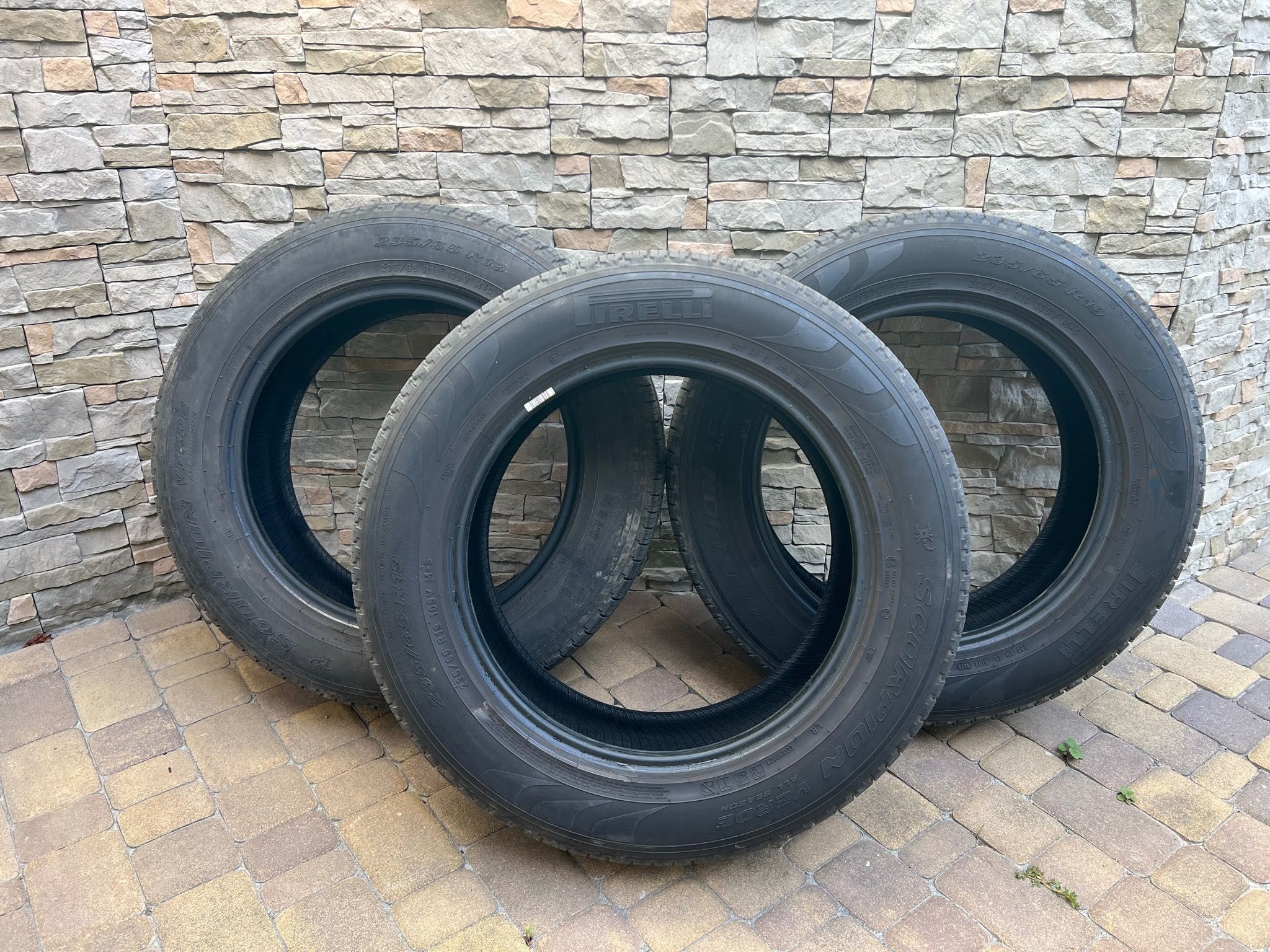 Шина Pirelli Scorpion Verde 235/65 R19 109V в чудовому стані