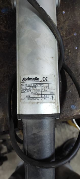 Доводчик вікон лінійний для вікон і фрамуг Aprimatic 450