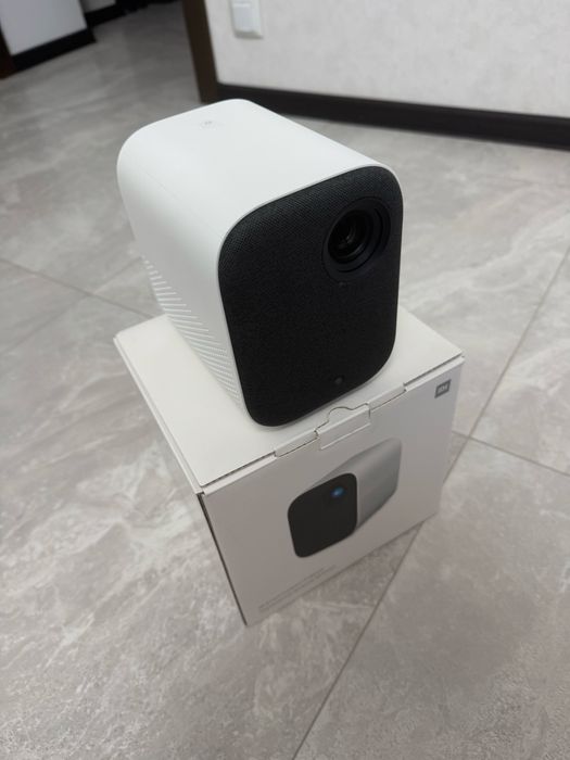 Продам проектор Xiaomi Mi Smart
