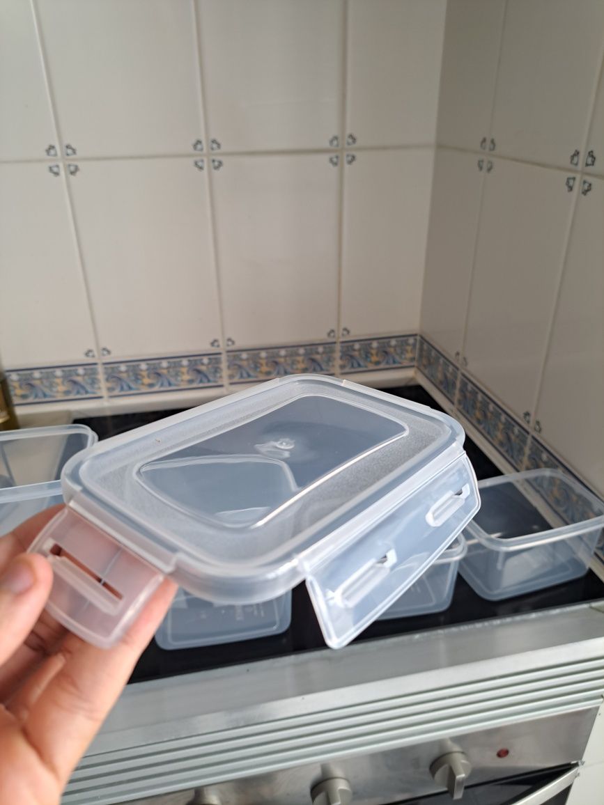 15 Unidades de recipientes tupperware