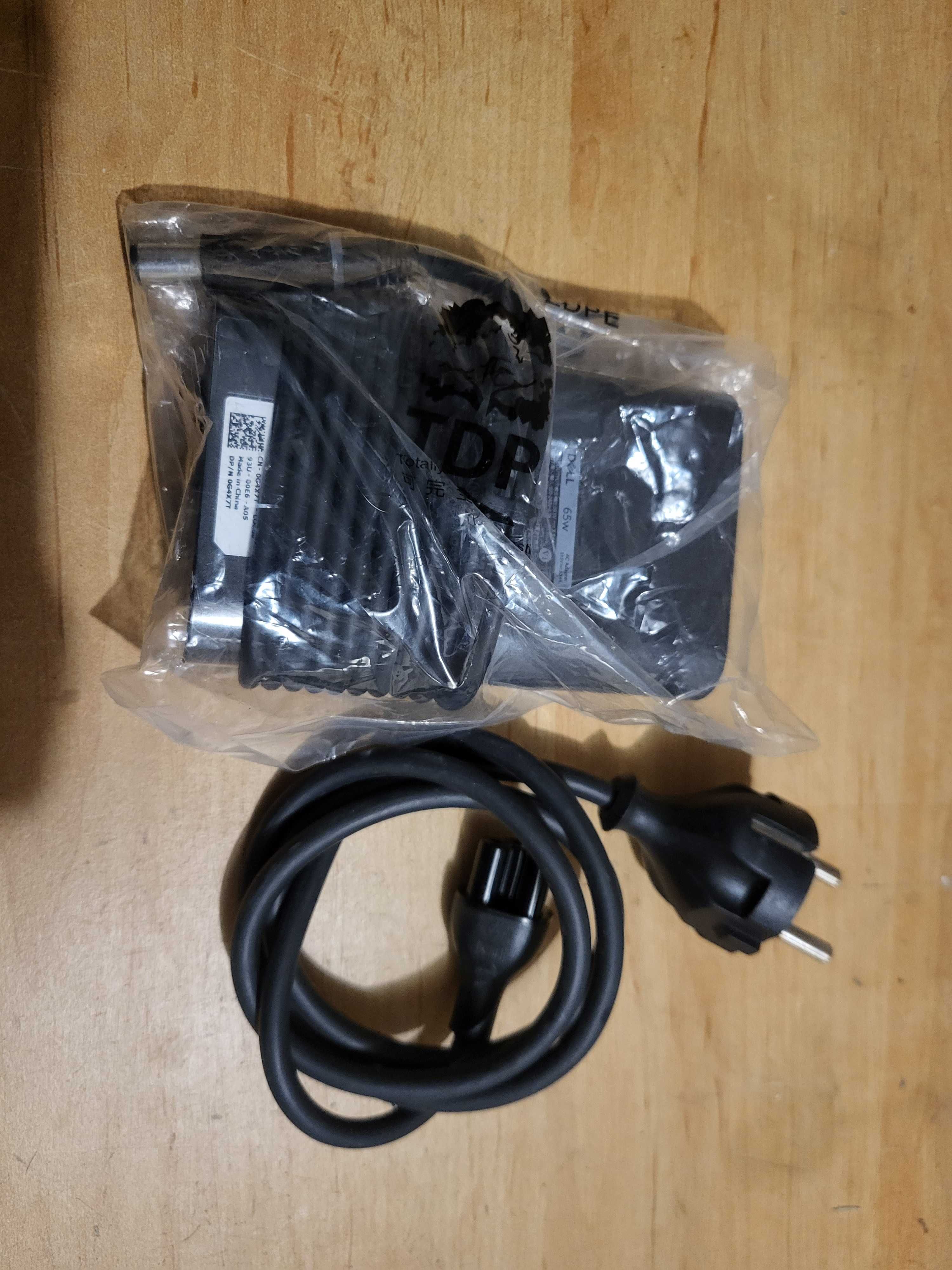 Zasilacz laptopa DELL notebooka ładowarka 65W 19,5V latitude Vostro